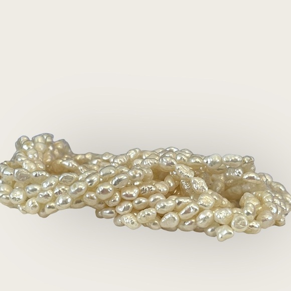 Lustrous 5-Strand Freshwater Pearl Necklace 18” - Picture 9 of 12